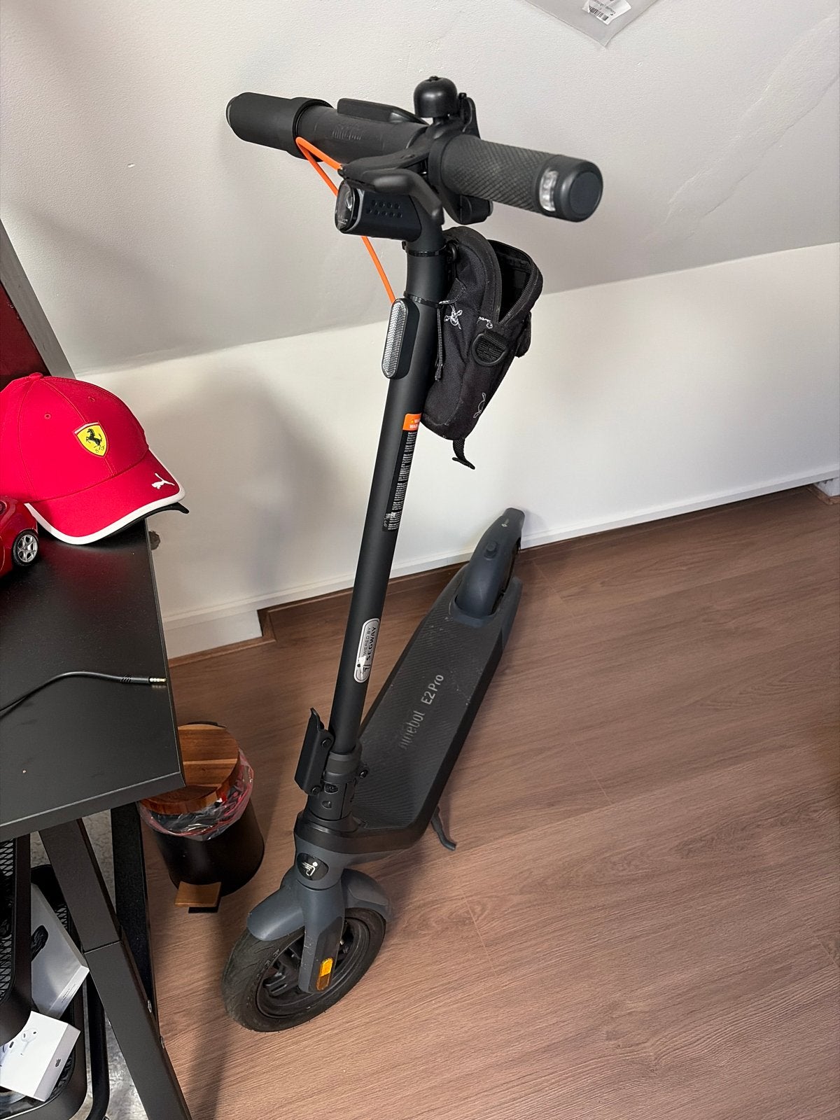 Segway Ninebot E2 Pro elektrische step, Fietsen en Brommers, Ophalen of Verzenden, Zo goed als nieuw, Elektrische step (E-scooter)