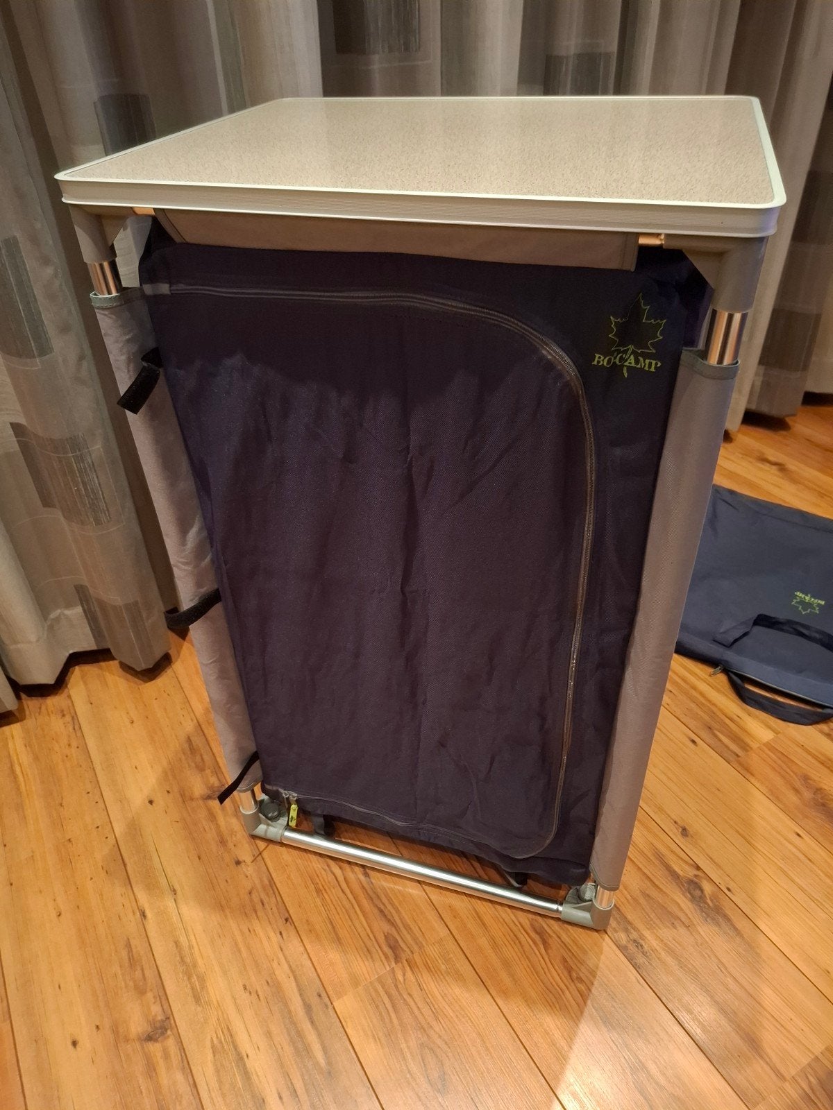 Bo-Camp campingkast / opbergkast met 3 planken, Ophalen of Verzenden, Zo goed als nieuw