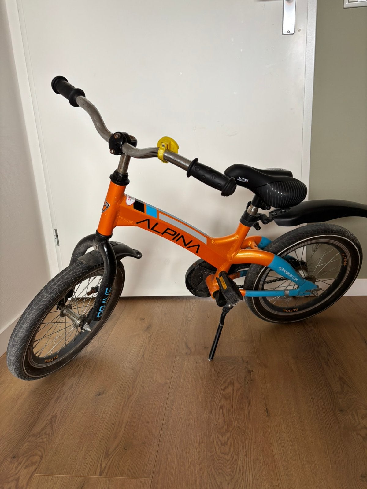 16.Inch BMX Crossfiets met nieuw zadel Alpina, Fietsen en Brommers, Fietsen | Kinderfietsjes, Ophalen of Verzenden, Zo goed als nieuw