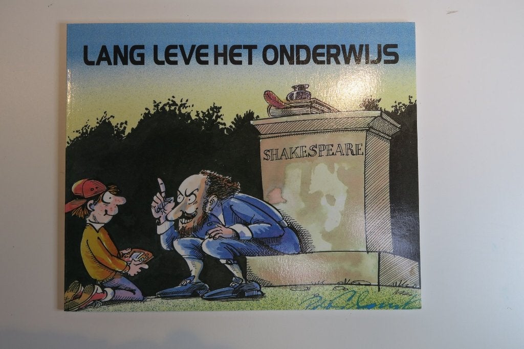 Boek met cartoons: Lang leve het onderwijs, Meerdere auteurs, Ophalen of Verzenden, Zo goed als nieuw, Ab Molenaar