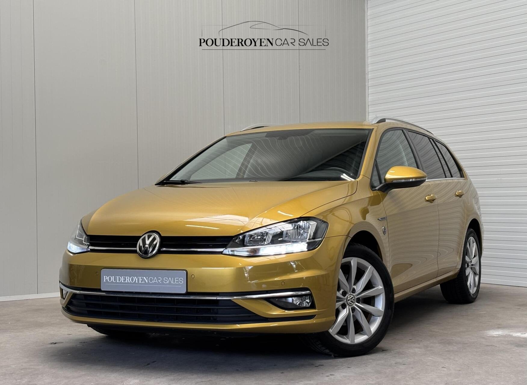 Volkswagen Golf Variant 1.6 TDI Highline / EURO 6 / DSG / NL, Auto's, Dealer onderhouden, Gebruikt, 4 cilinders, Golf Variant