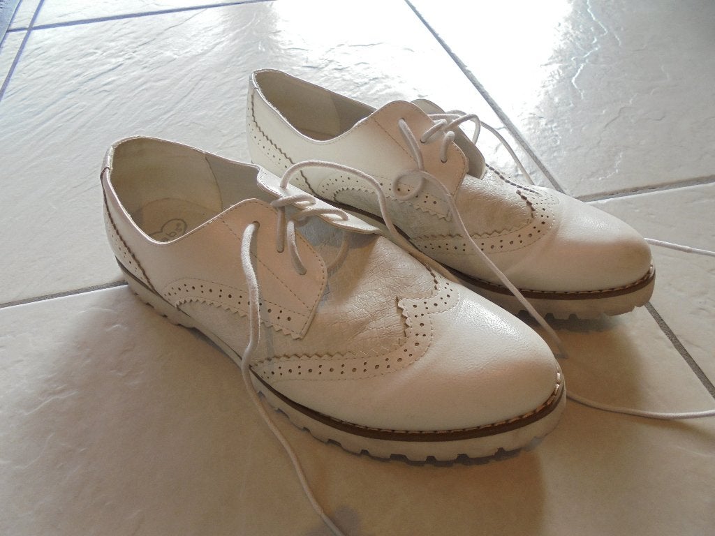 leuke Fabs schoenen maat 40, Kleding | Dames, Fabs, Wit, Overige typen, Ophalen of Verzenden