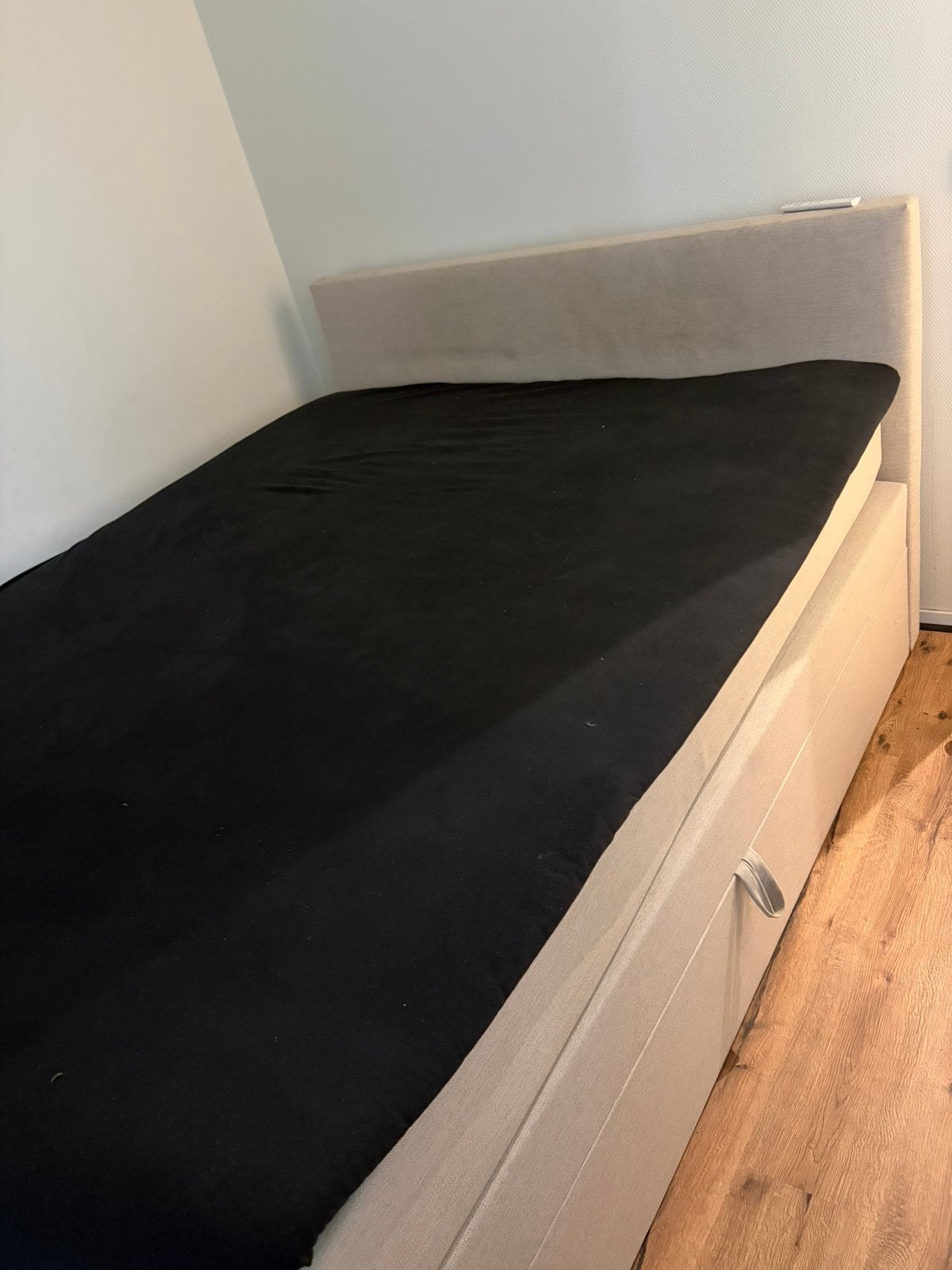 Boxspring compleet zgan met opbergruimte VASTE PRIJS!!, Ophalen, Beige, Tweepersoons, Zo goed als nieuw
