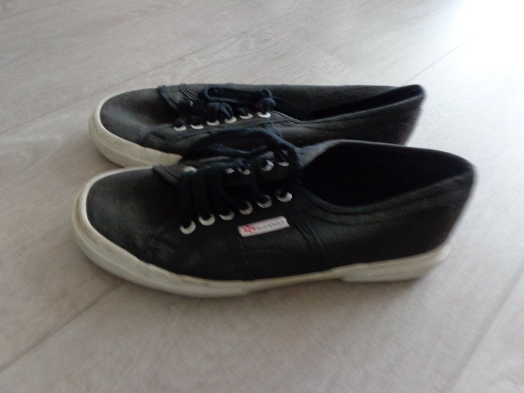 zwarte damesgympen van Superga, maat 40, Ophalen of Verzenden, Gedragen, Zwart