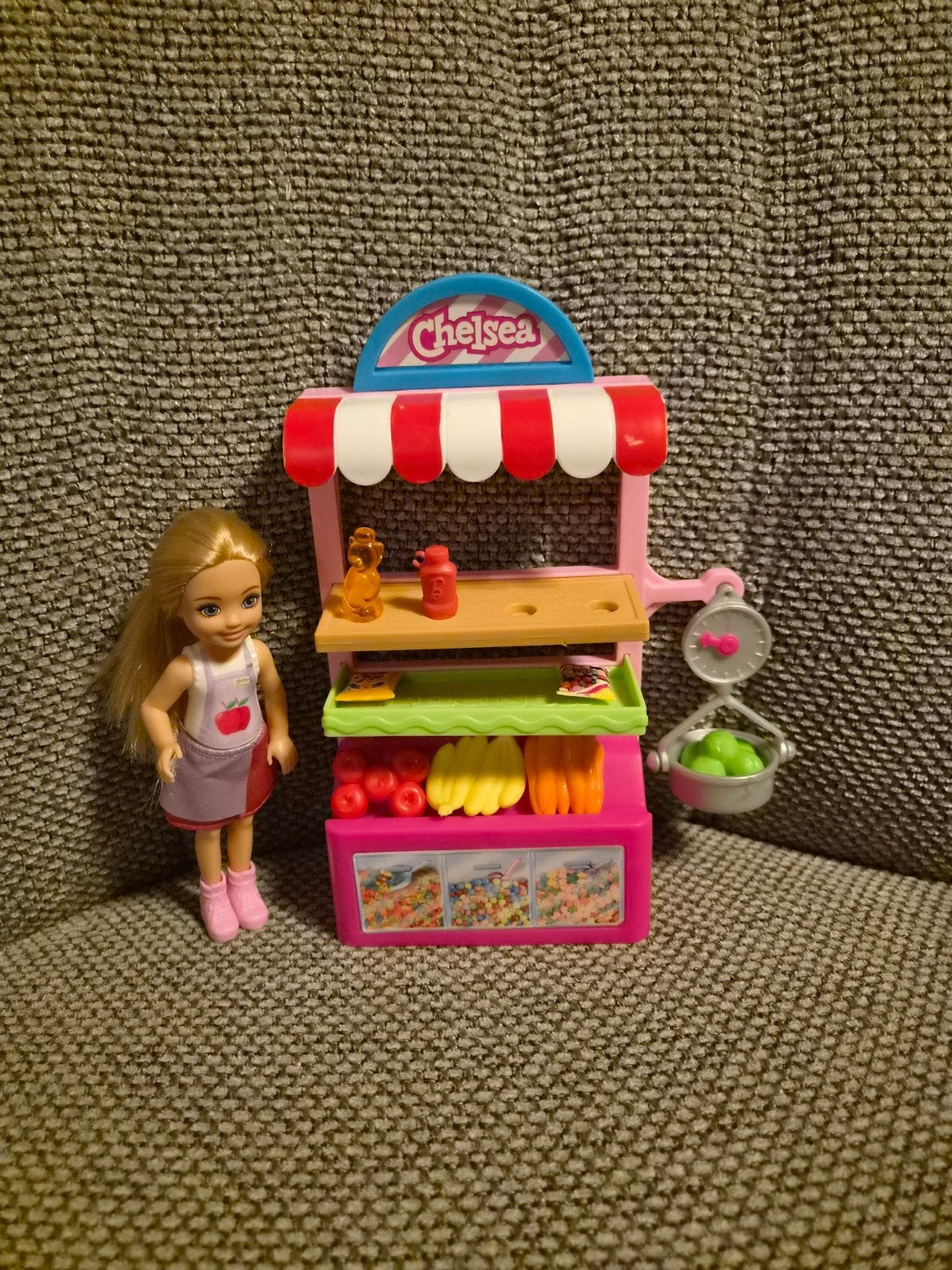 Barbie Chelsea Supermarkt Speelset met Pop, Ophalen, Gebruikt, Jongen of Meisje