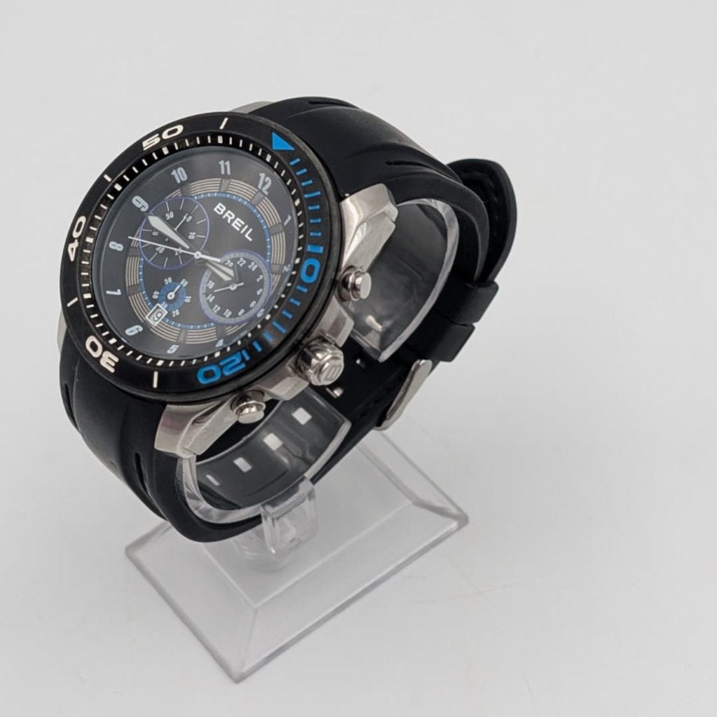 Breil Edge Black/Rubber 47 mm TW1218 horloge, Breil, Zo goed als nieuw, https://www.breil.com/en/contact-us, Via Felice Cavallotti, 16, 20122 Milano MI, Italië