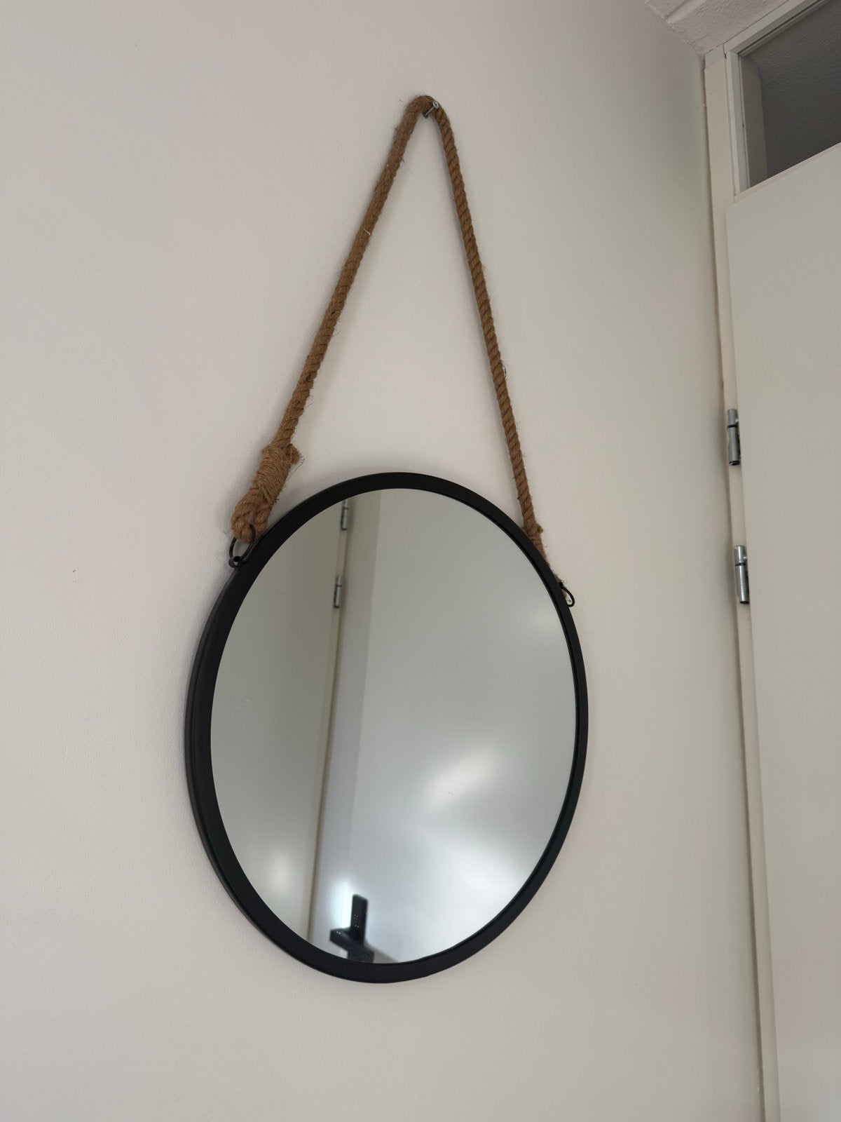 Ronde spiegel met touwophanging, Huis en Inrichting, Woonaccessoires | Spiegels, Ophalen, Gebruikt, Rond, Minder dan 100 cm