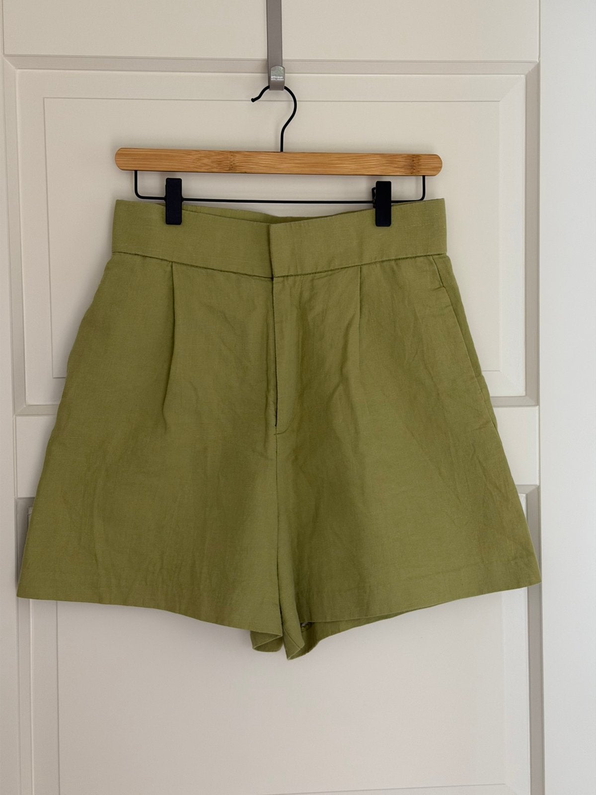 Zara linen shorts, Ophalen of Verzenden, Zo goed als nieuw, Kort