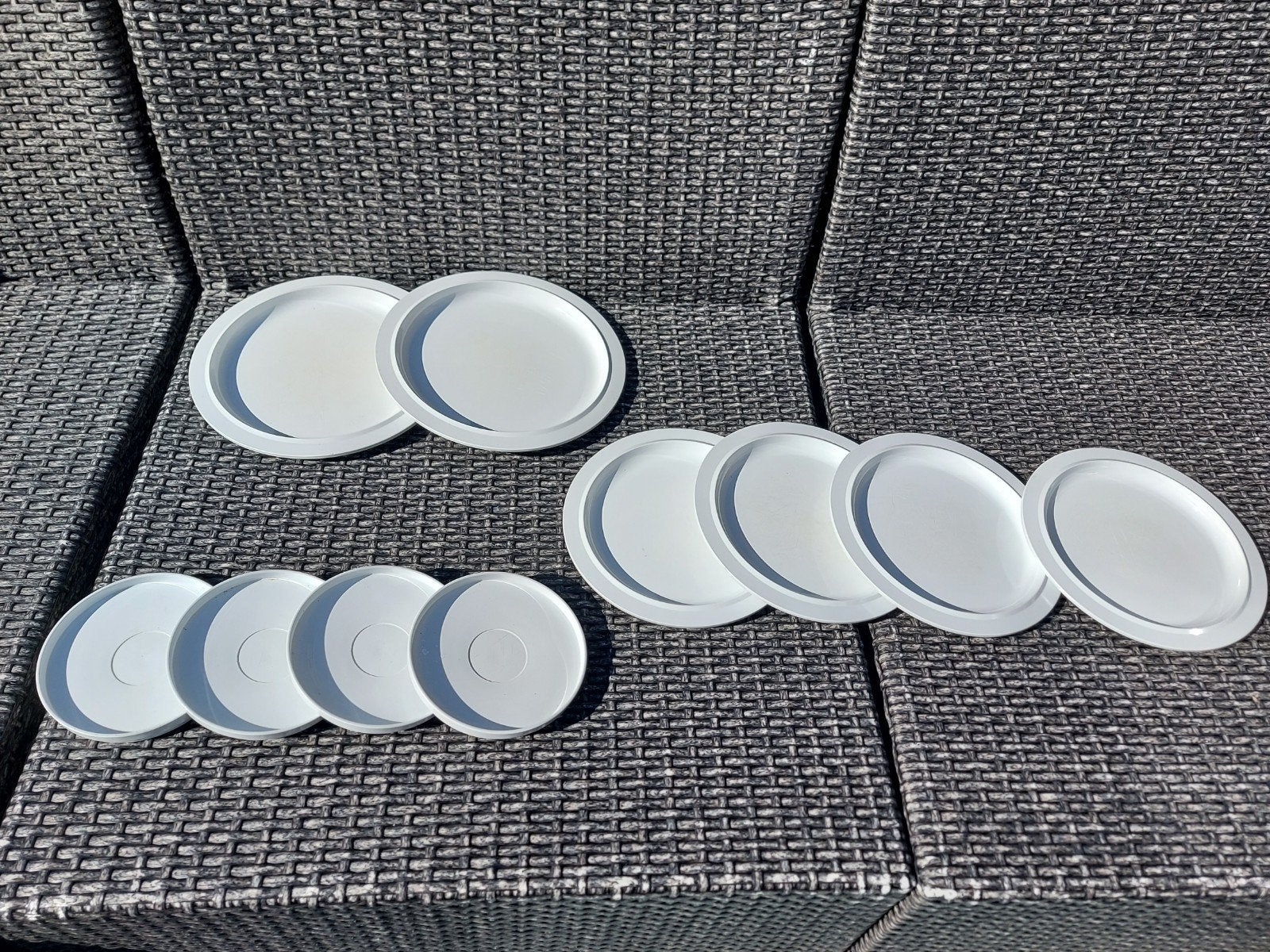 Wit Mepal servies, Ophalen