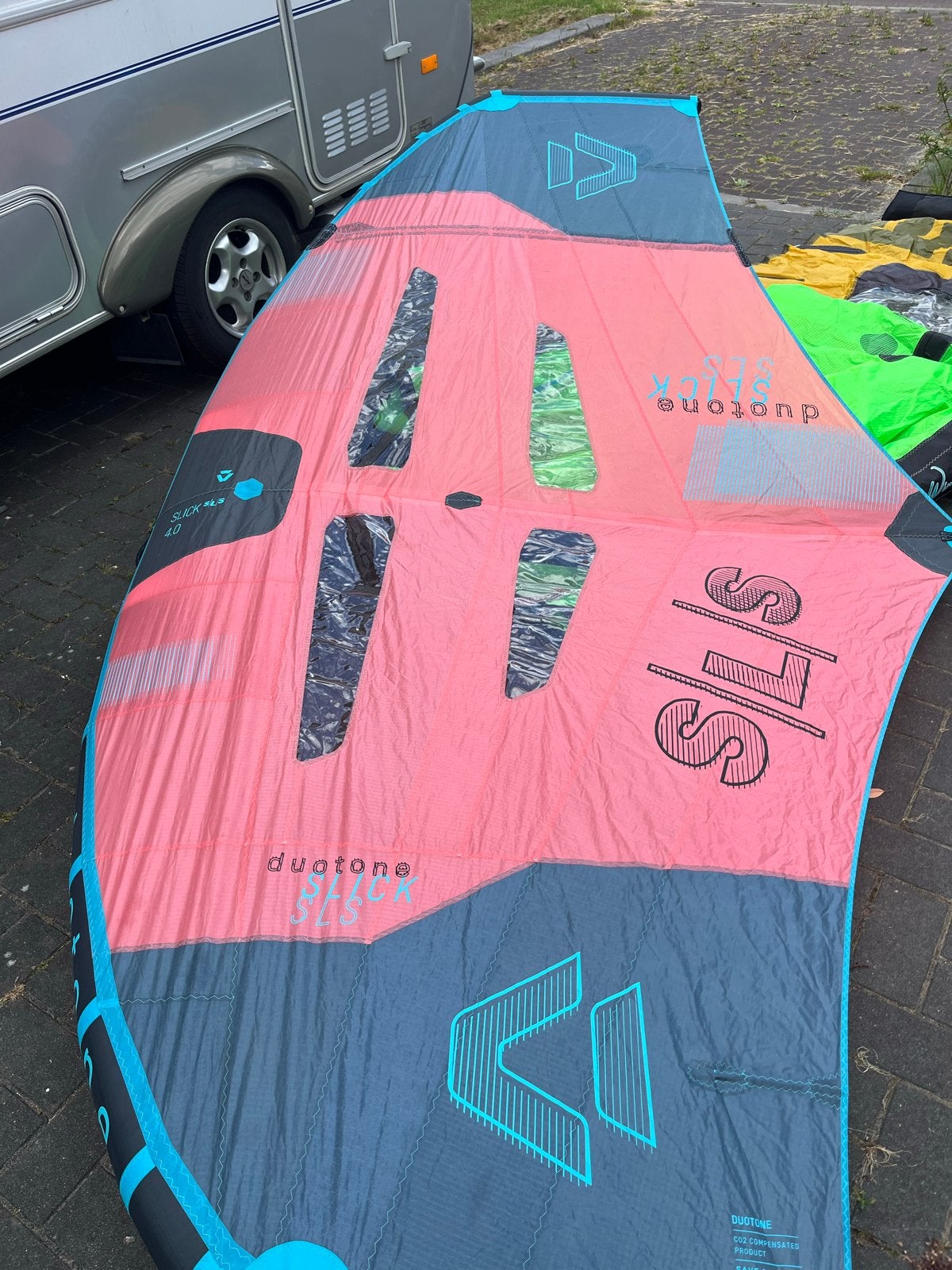 Duotone Slick SLS Wing (zonder beam)4,0 m, Watersport en Boten, Windsurfen, Met draagtas, 3.5 tot 5 m², Overige typen, Ophalen of Verzenden