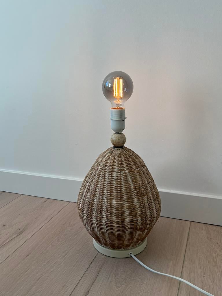 Vintage rieten/ rotan tafellamp, Ophalen, Overige materialen, Zo goed als nieuw, Boho bohemian vintage retro ibiza riviera maison