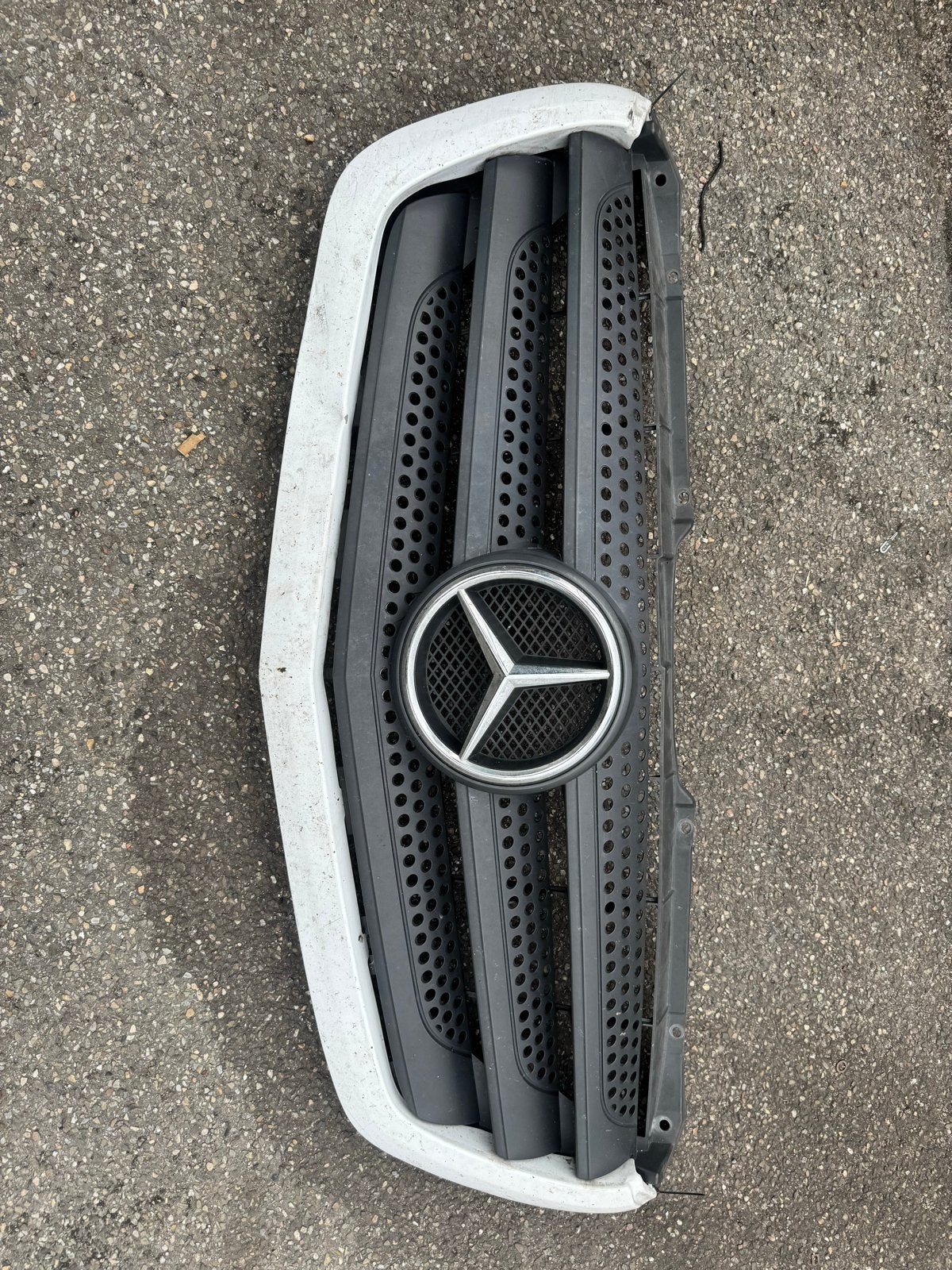 Mercedes-Benz Sprinter Grille - Gebruikt, Ophalen, Gebruikt, Voor, Mercedes-Benz