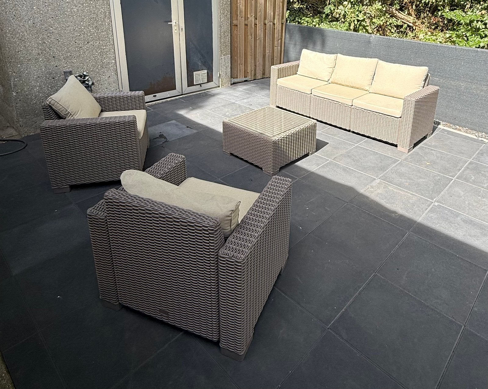 Mooie en ruime Allibert by Keter Mombasa loungeset te koop., Tuin en Terras, Tuinsets en Loungesets, Ophalen, Zo goed als nieuw