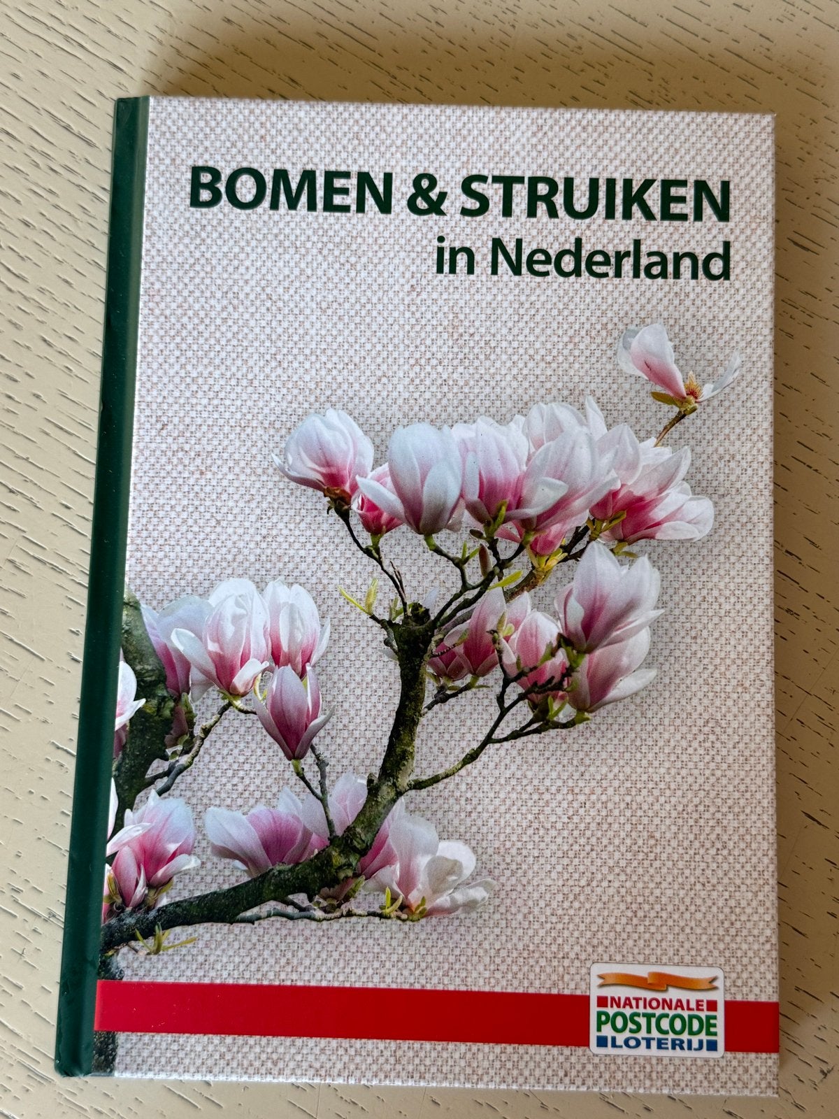 Bomen & Struiken in Nederland - Nationale Postcode Loterij, Ophalen of Verzenden, Nieuw, Bloemen, Planten en Bomen