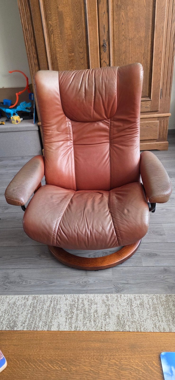 Stressless stoel - licht verkleurd leer