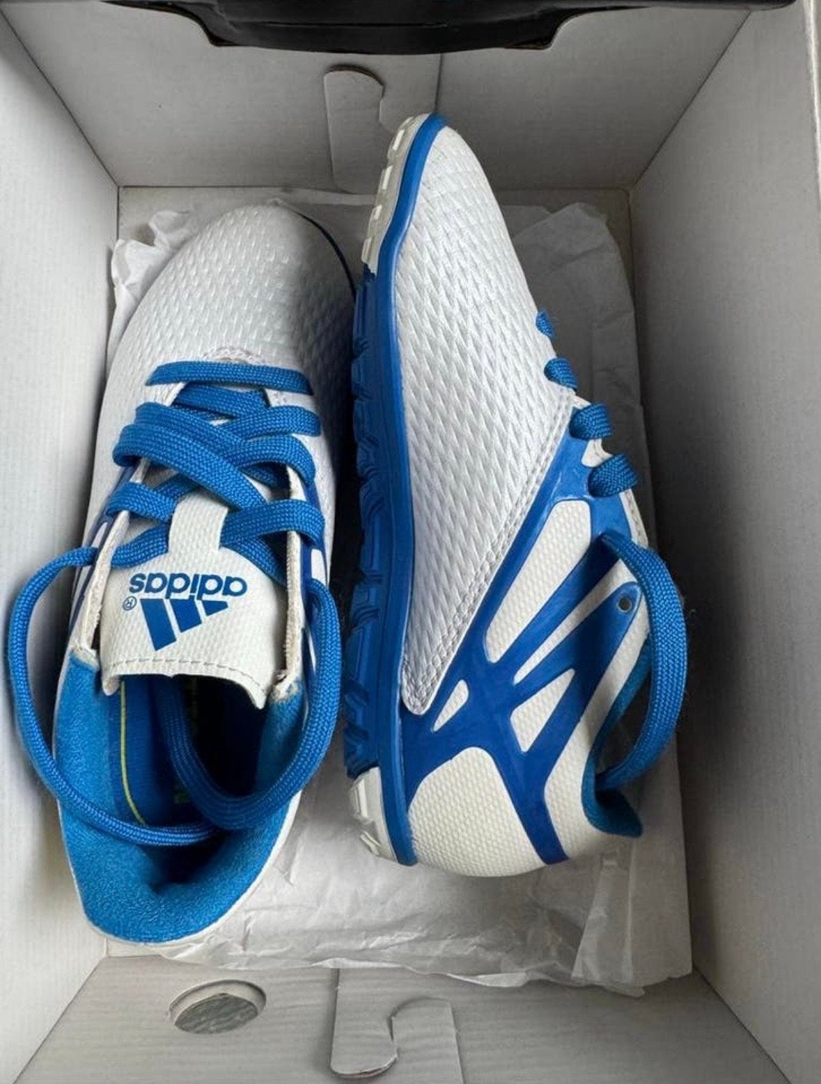 Adidas Messi 15.3 TF J Voetbalschoenen - Maat 30, Sport en Fitness, Voetbal, Ophalen of Verzenden, Nieuw, Schoenen