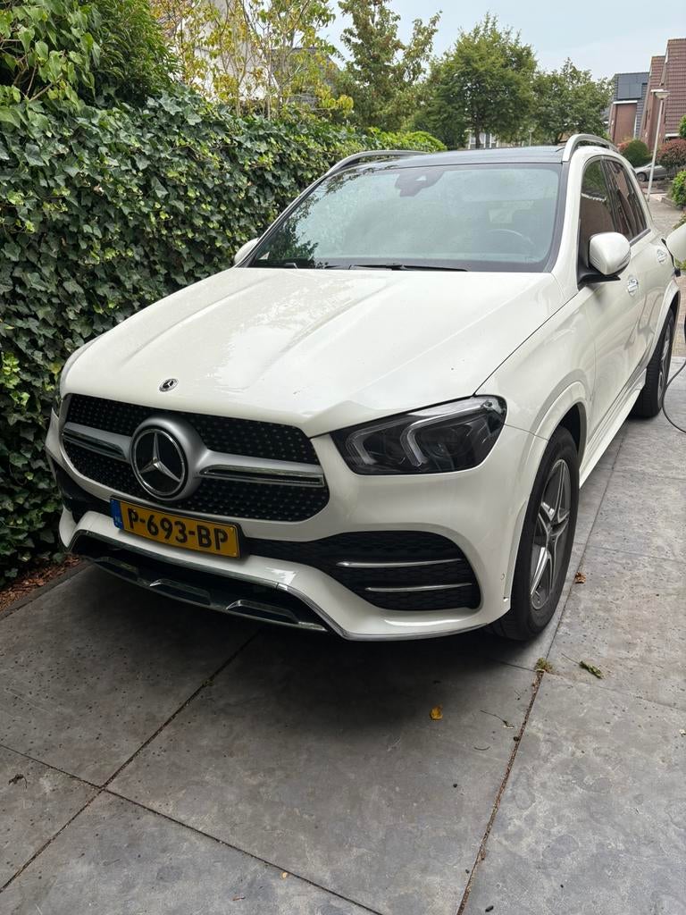 Mercedes-Benz GLE 350 e 4MATIC 333pk 9G-TRONIC 2022 Wit, Auto's, Mercedes-Benz, Automaat, GLE, Vierwielaandrijving, 211 pk