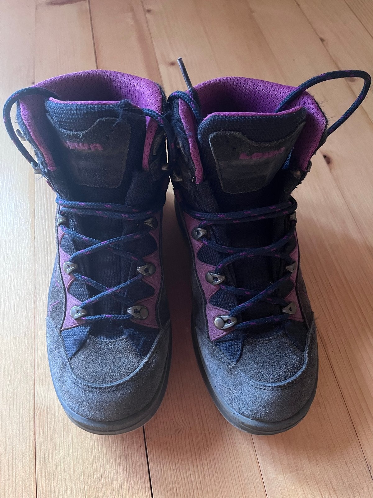 Lowa wandelschoenen bergschoenen maat 35, leer, Ophalen of Verzenden, Gebruikt, Schoenen