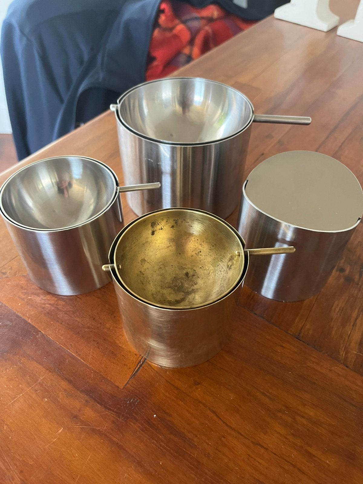 4 stuks iconische asbakken van Stelton, Gebruikt, Ophalen of Verzenden, Metaal, Scandinavisch