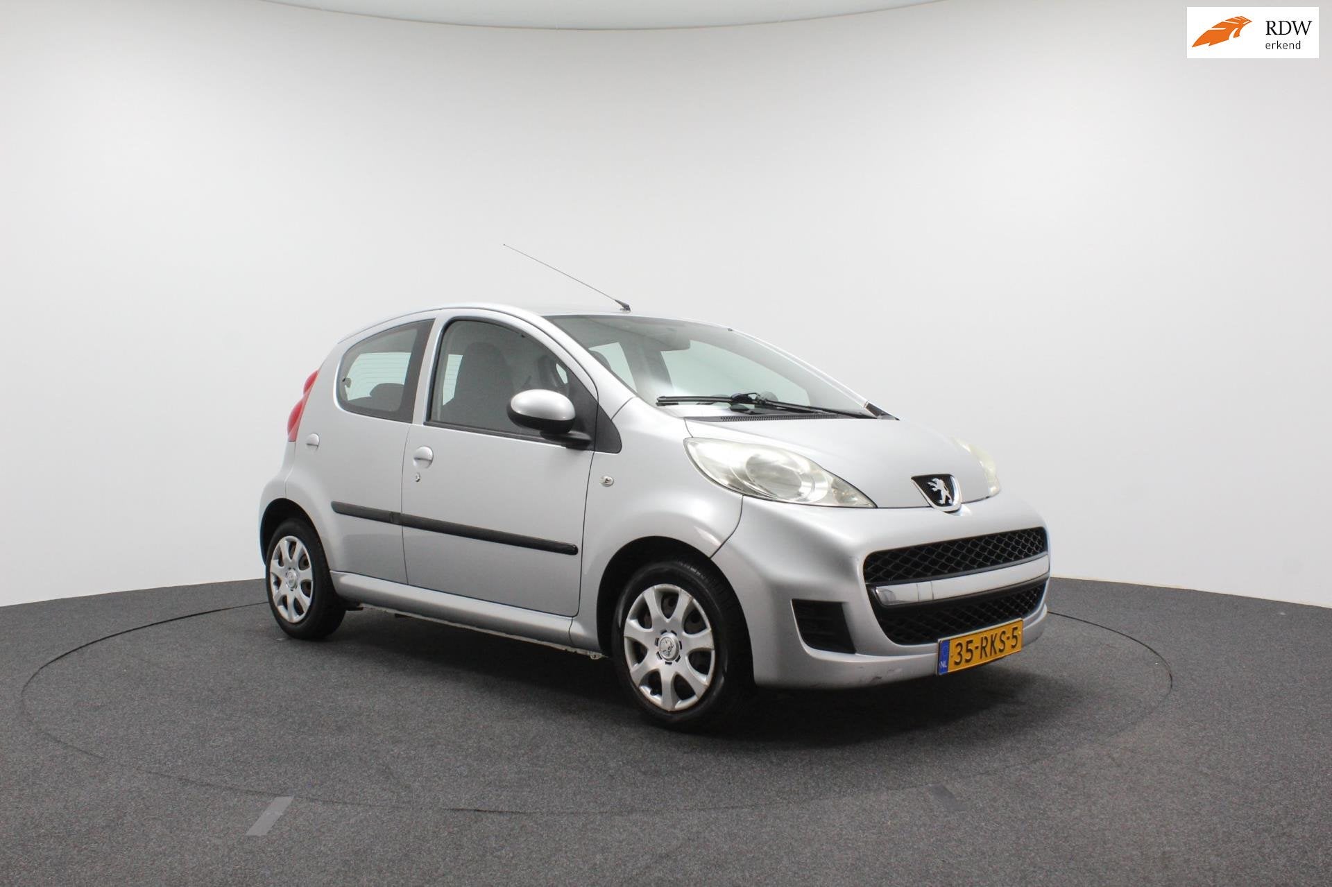 Peugeot 107 1.0-12V XS | Airco | Goed onderhouden | Nieuwe A, Auto's, Voorwielaandrijving, Euro 5, Gebruikt, 4 stoelen