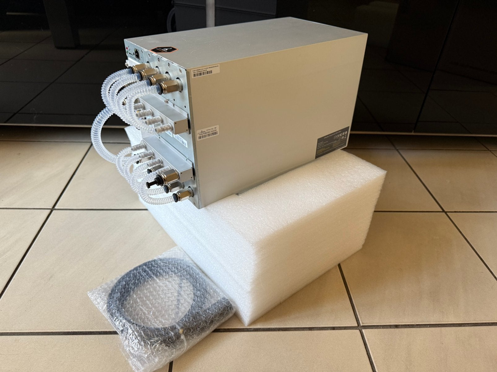 Bitmain Antminer S19pro+ 198TH BTC Miner Gebruikt, Computers en Software, Serverkasten, Gebruikt, Ophalen of Verzenden