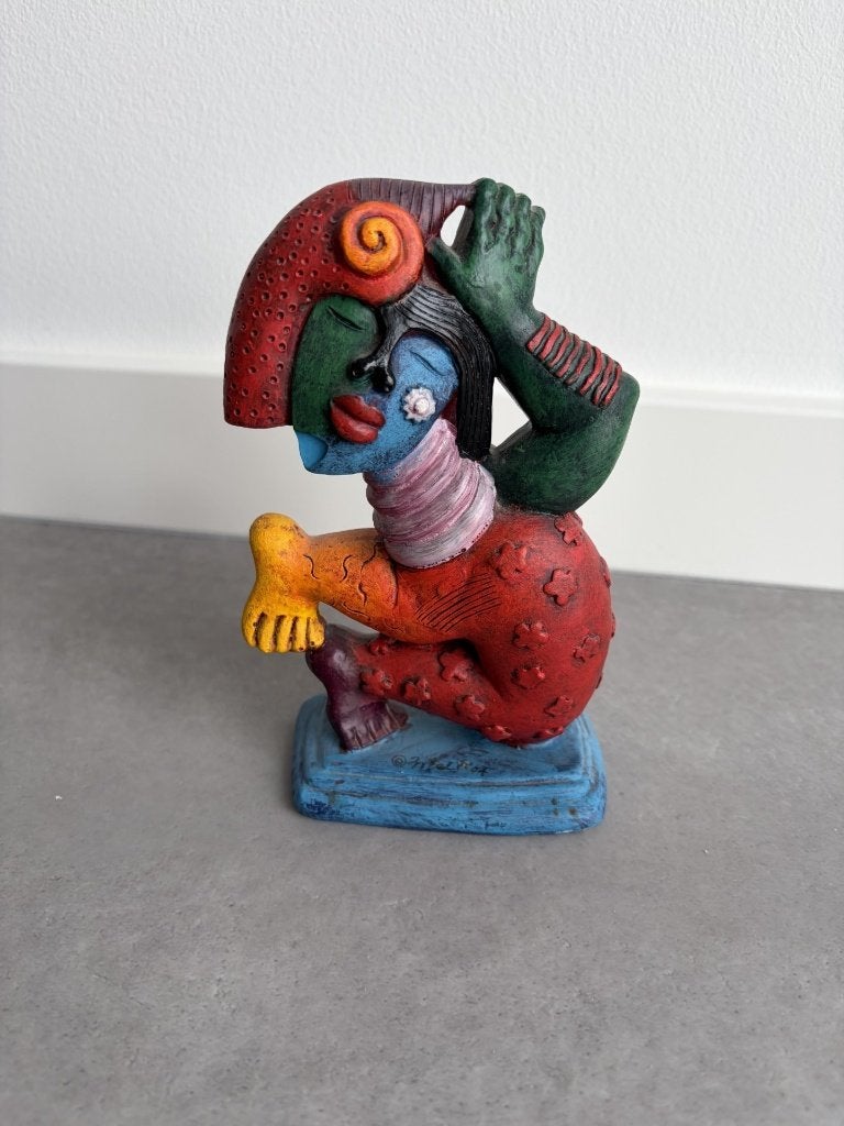 Clemens Briels, kunsthars sculptuur, Ophalen