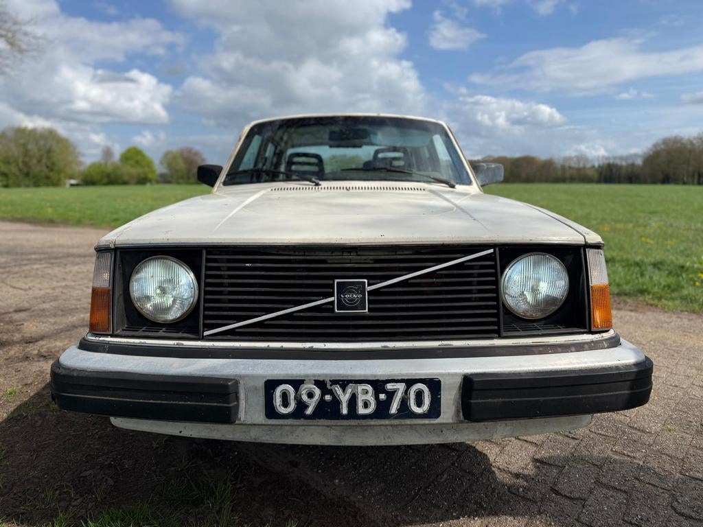 Belastingvrije  Volvo 244 op LPG - Automaat!, Particulier, Te koop