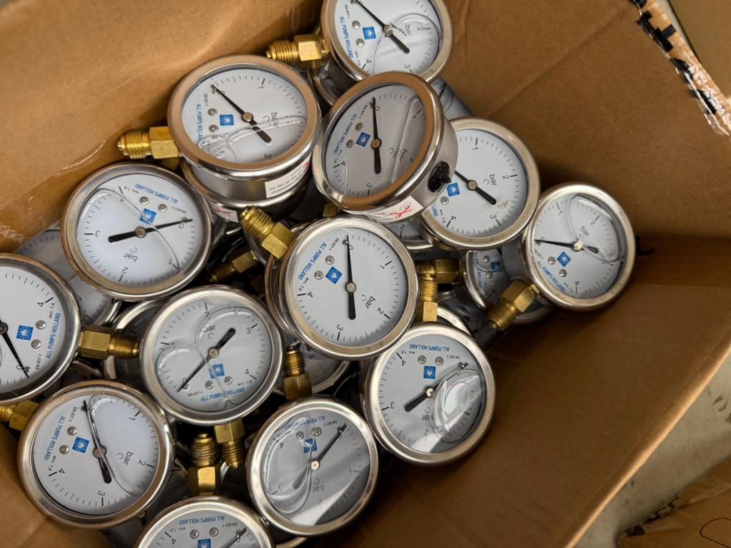 Partij 80 NIEUWE RVS Manometers – glycerine gevuld – EN837, Doe-het-zelf en Verbouw, Meetapparatuur, Ophalen, Nieuw, Druk