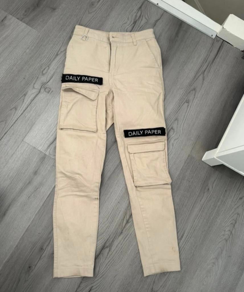 Daily Paper Cargo Broek XS, Kleding | Heren, Broeken en Pantalons, Ophalen of Verzenden, Gedragen, Maat 46 (S) of kleiner, Beige