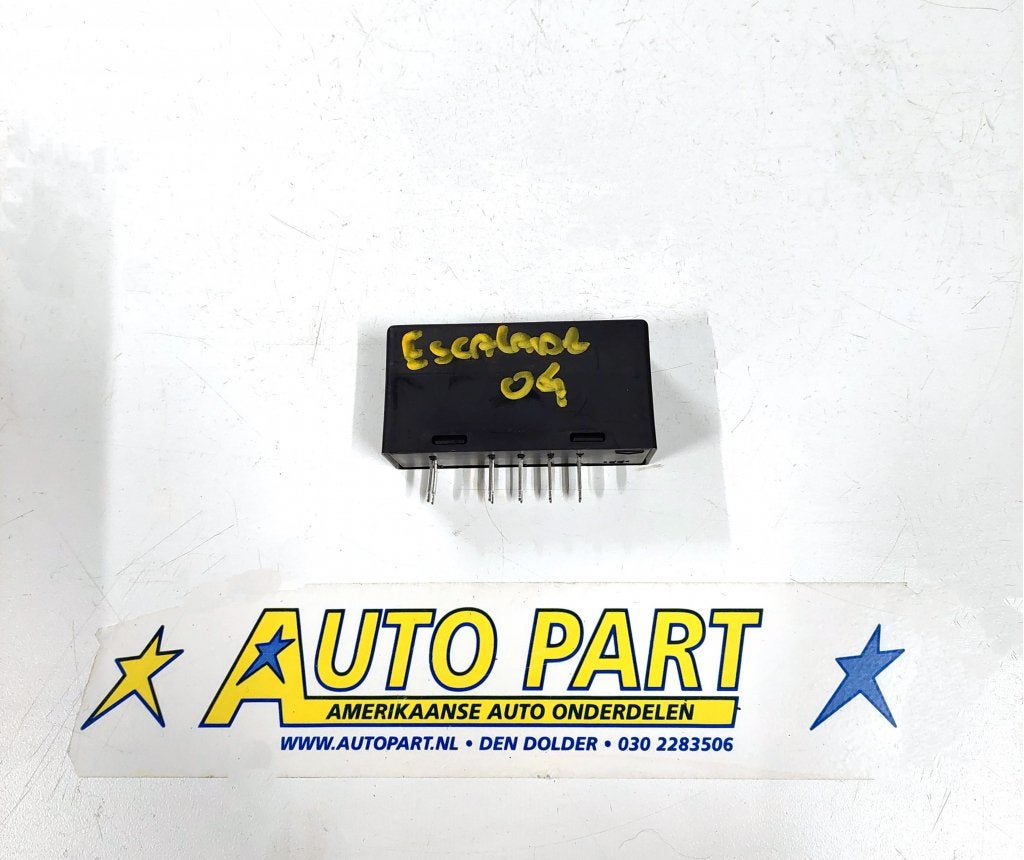 Chevrolet Avalanche richtingaanwijzer relais 2003-2006, Gebruikt, Info@gm.com, Ophalen of Verzenden, Amerikaanse onderdelen