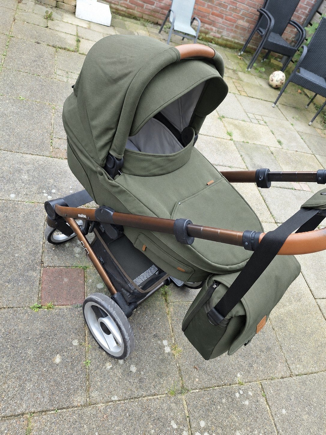 Mutsy Nio Combiwagen leger groen - Compleet, Kinderen en Baby's, Ophalen, Gebruikt, Combiwagen, Mutsy