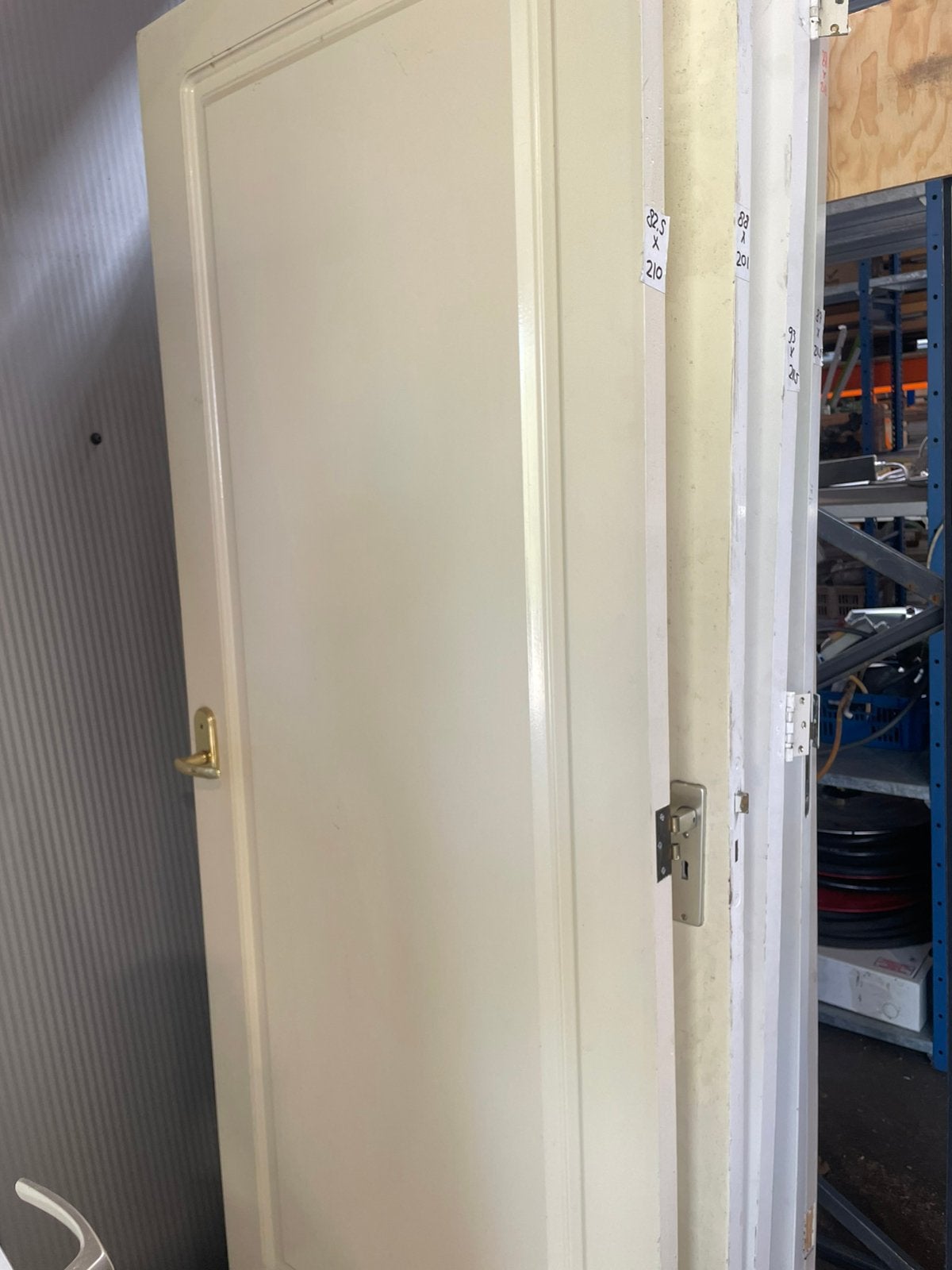 Paneeldeur 82,5x210cm