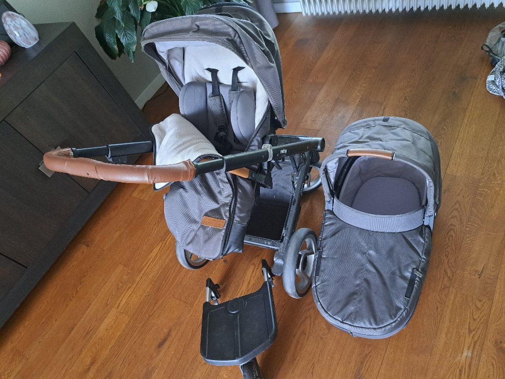 Zeer complete Mutsy Go wandelwagen, Ophalen, Gebruikt, Verstelbare duwstang, Combiwagen
