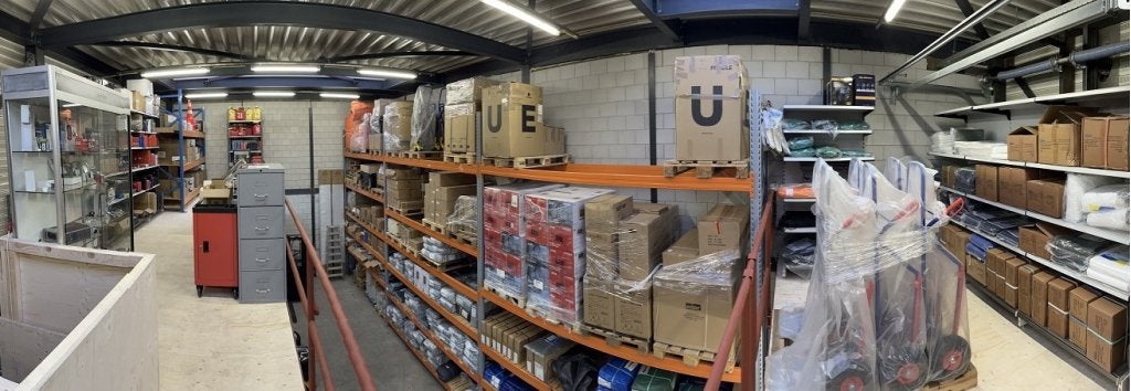 Foto 15 van Zuivere Sinus Omvormers - 12/24V naar 230V tot 4000 Watt