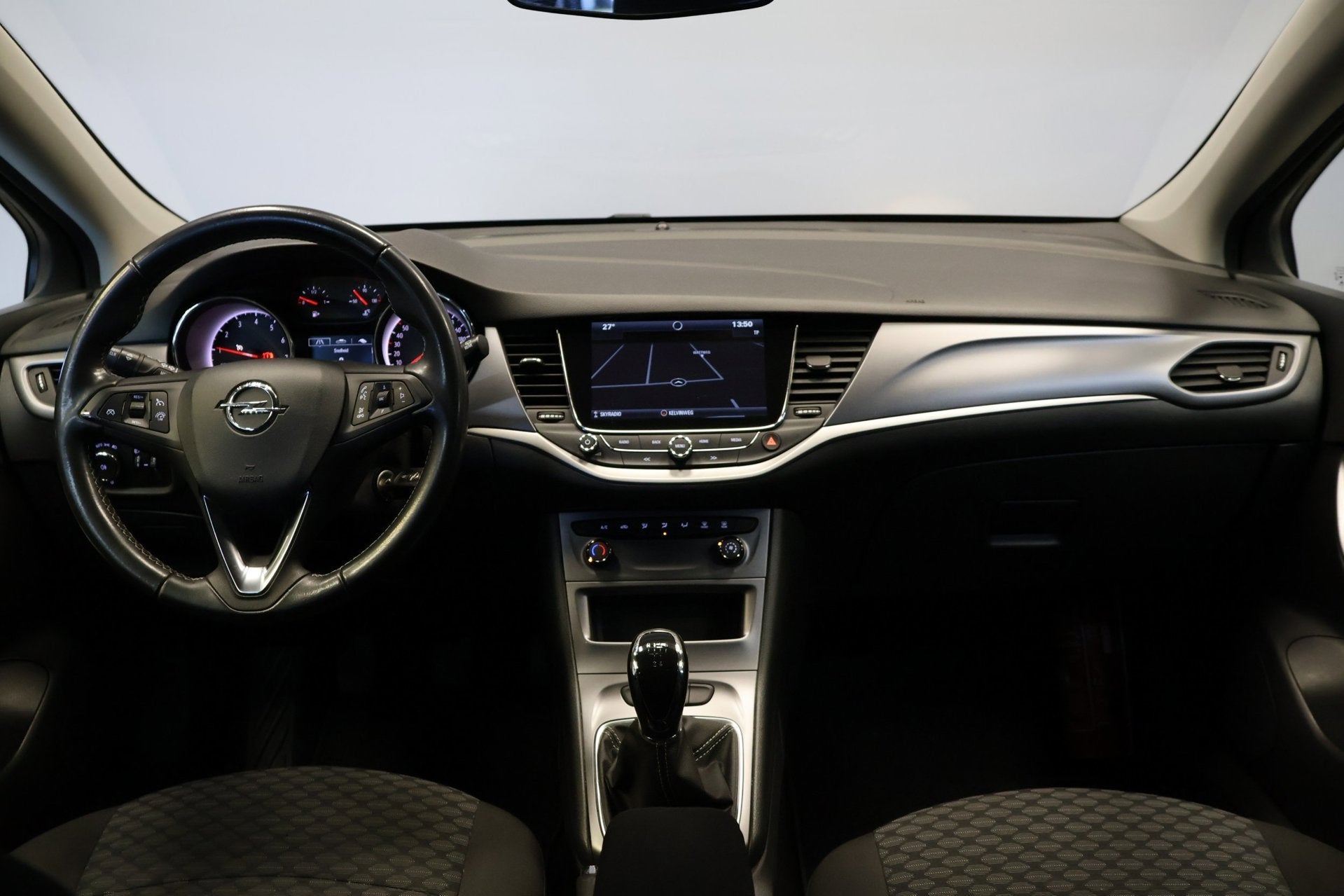 Opel Astra Sports Tourer 1.0 Turbo 120 Jaar Edition |Carplay, Voorwielaandrijving, Stof, Gebruikt, 1178 kg