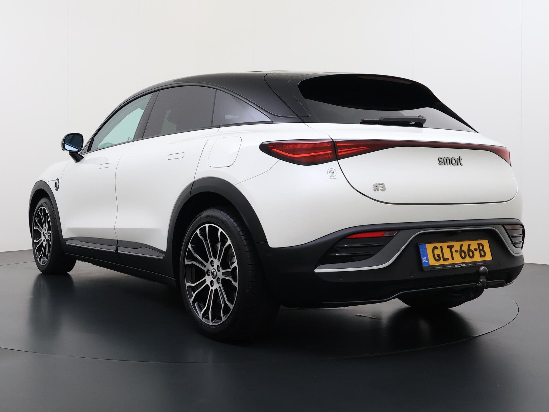 smart #3 Premium 66 kWh Trekhaak | 360 Camera | Stoelverwarm, Auto's, Automaat, Verwarmde buitenspiegels, Achterwielaandrijving