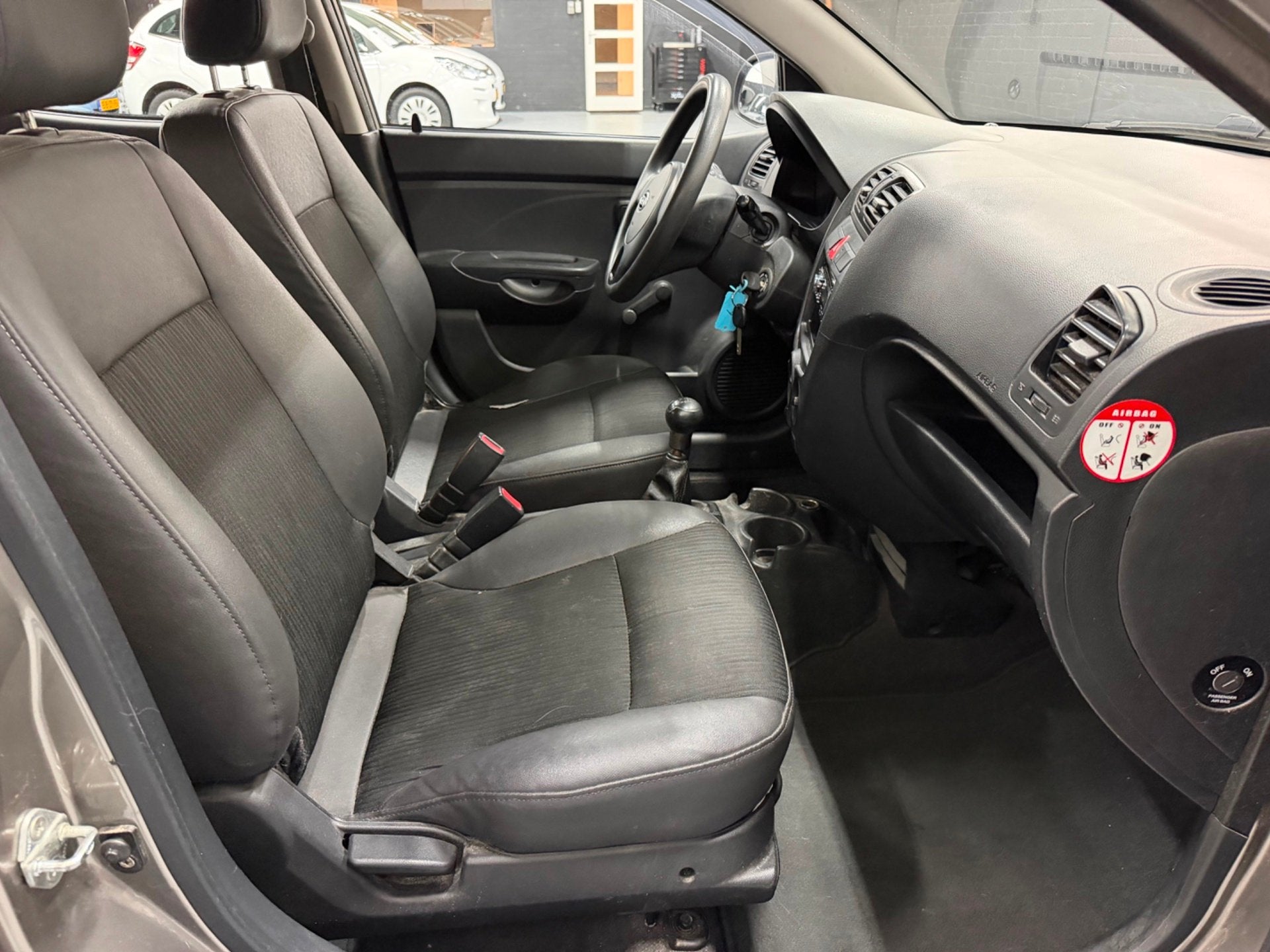 Foto 10 van Kia Picanto 1.0 X-pect Nap/5Drs/APK 22-09-2027!
