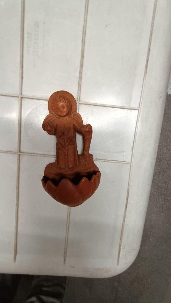 onbeschadigd wijwaterbakje, Ophalen of Verzenden