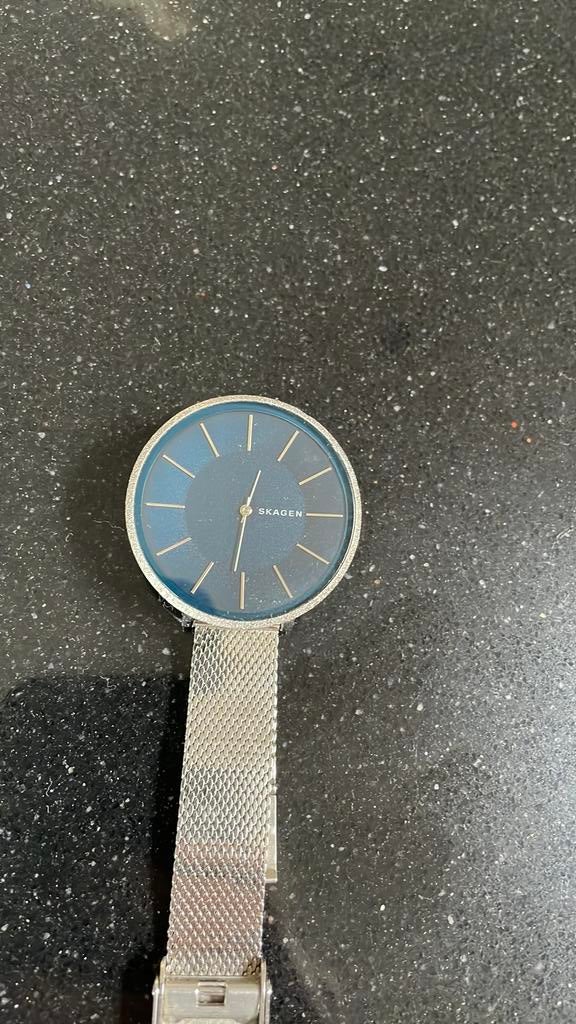 Gebruikt Skagen horloge zilverkleur diameter 3,5 cm, Sieraden, Tassen en Uiterlijk, Horloges | Dames, Ophalen of Verzenden, Zo goed als nieuw