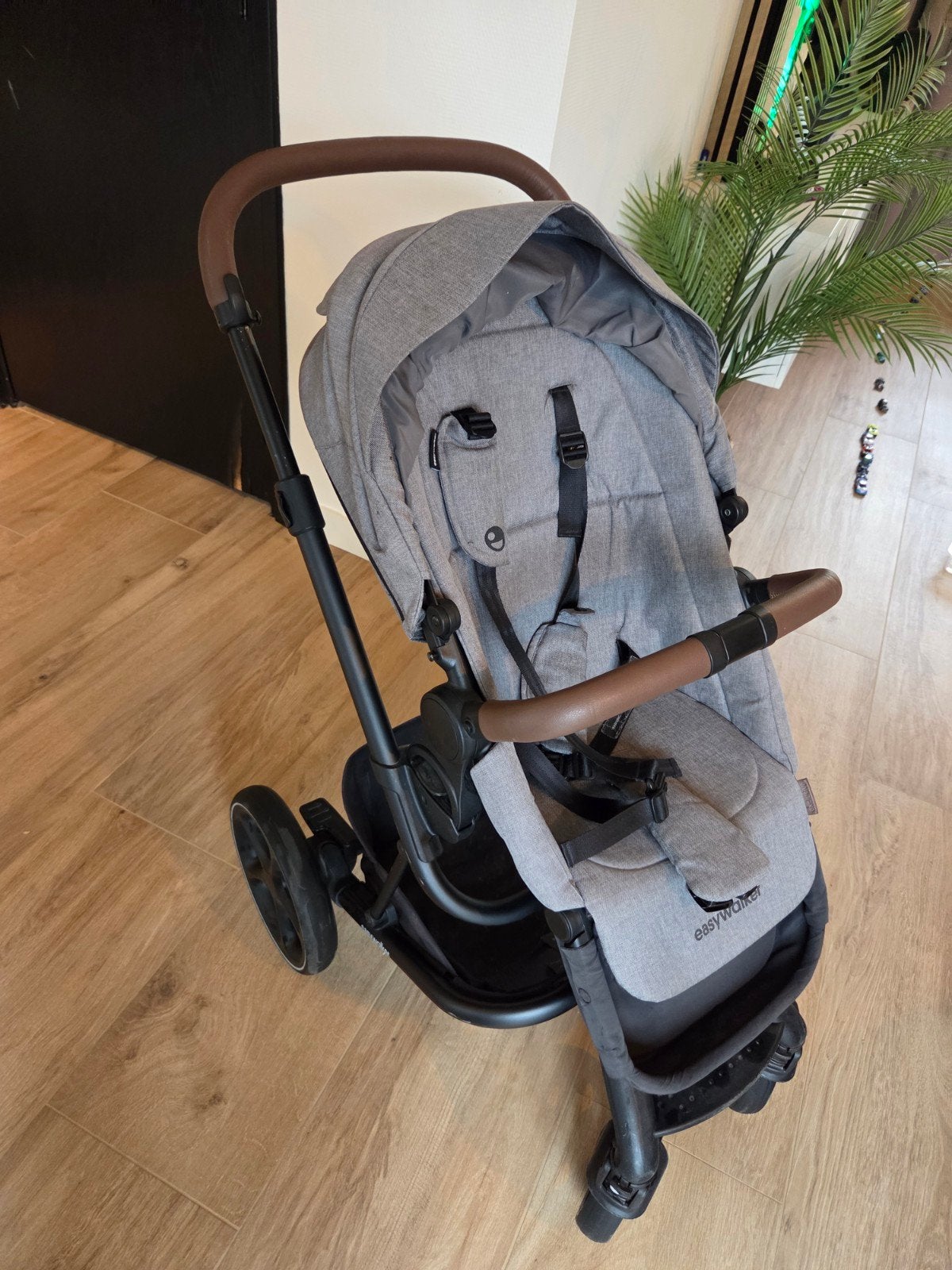 Easywalker kinderwagen met veel accessoires, Ophalen, Gebruikt, Overige merken, Verstelbare duwstang