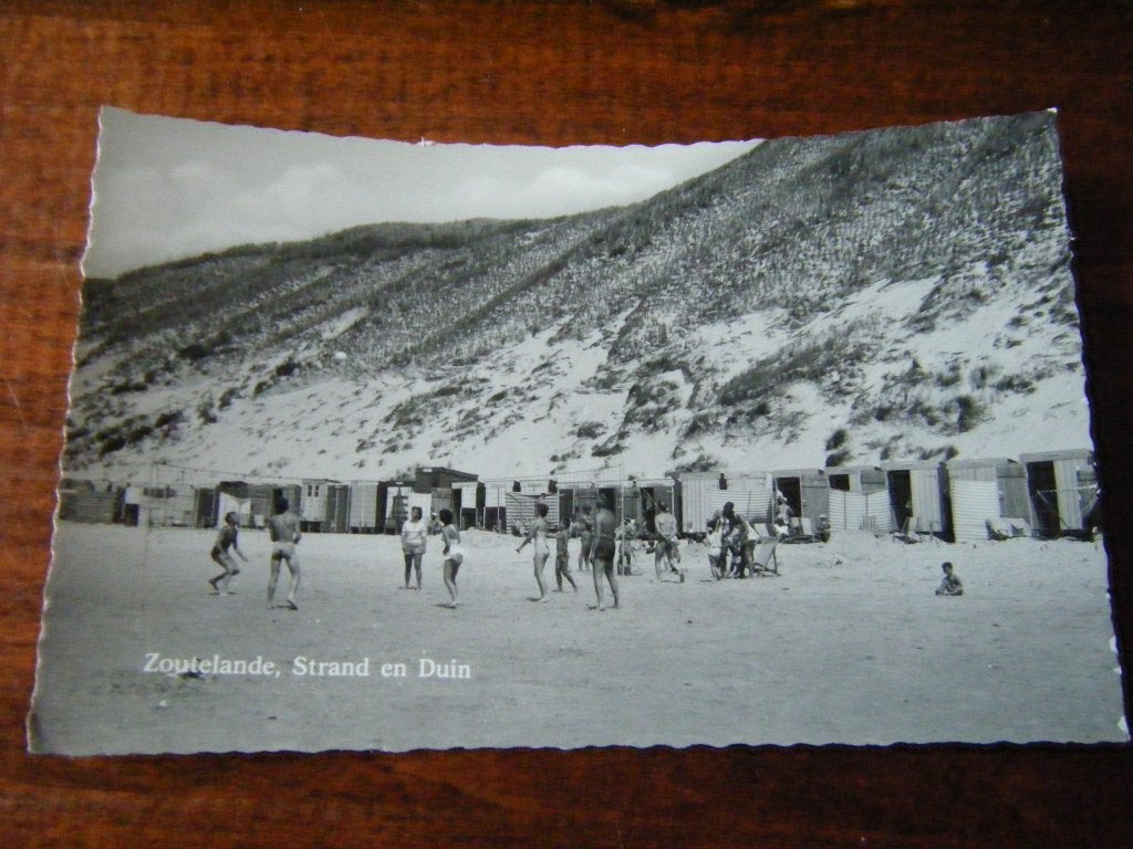 T41 - Zoutelande - Strand - Huisjes - Mooi/Oud, Ophalen of Verzenden, 1960 tot 1980, Zeeland