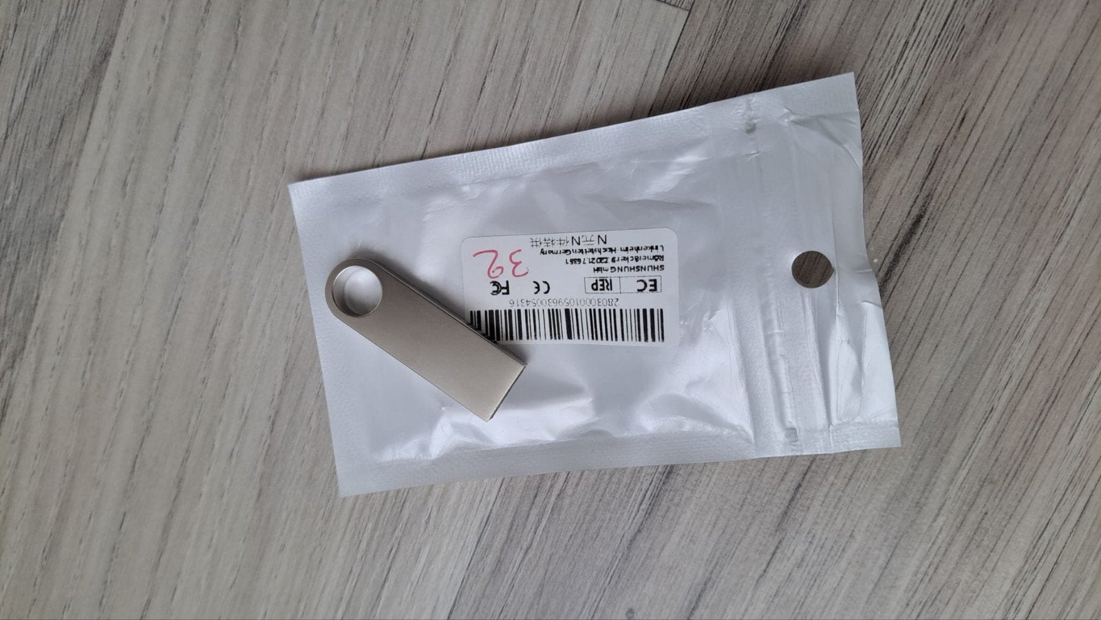 Diverse USB-sticks: 16GB tot 2TB opslag, Ophalen of Verzenden, Nieuw, 128 GB