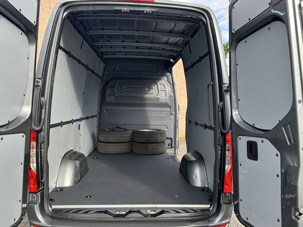 Mercedes-Benz Sprinter 315CDI 150PK L2H2 RWD / Carplay / Cam, Gebruikt, 4 cilinders, Mercedes-Benz, Bedrijf