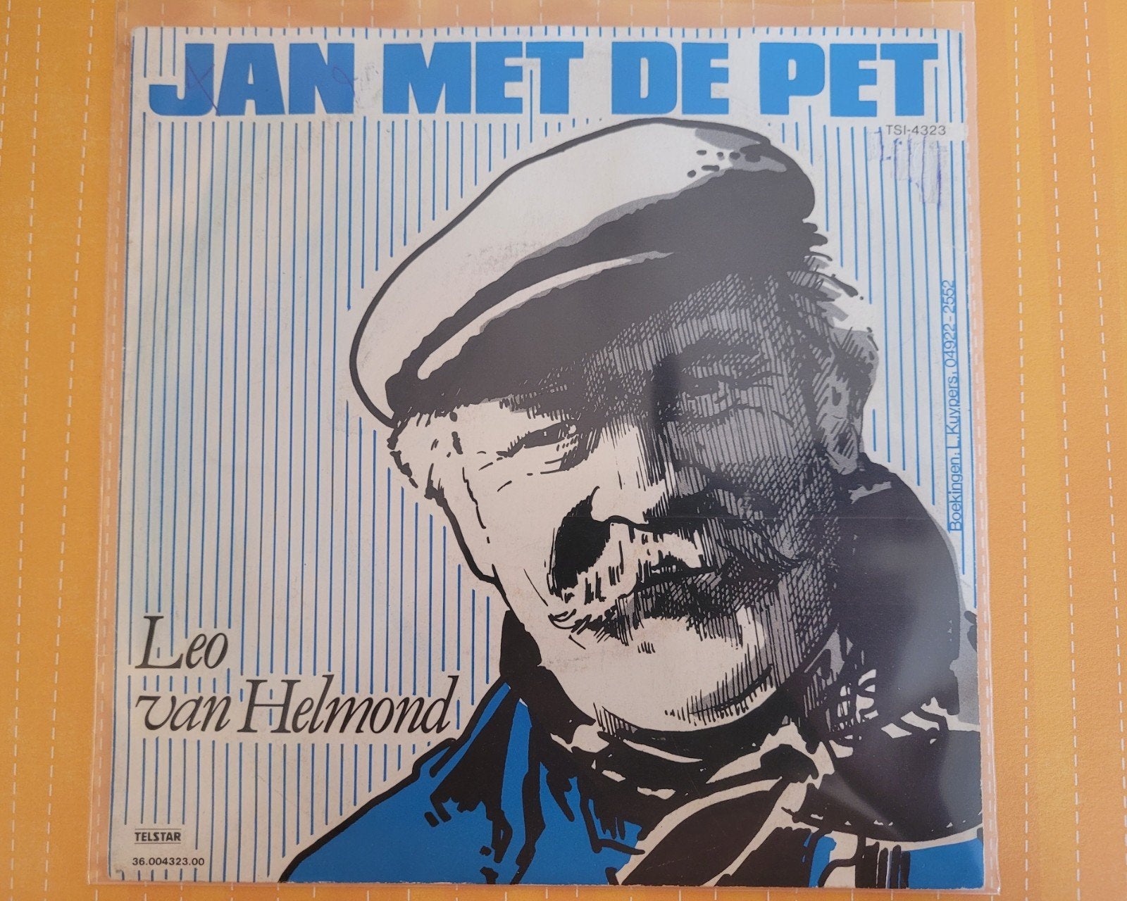 Leo van Helmond  - Jan met de Pet, Ophalen, Zo goed als nieuw, Overige formaten, Levenslied of Smartlap