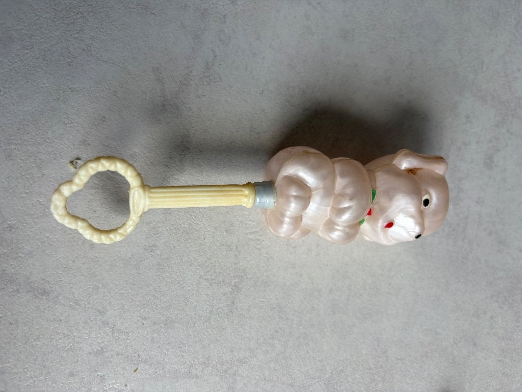 Poppen rammelaartje, Ophalen