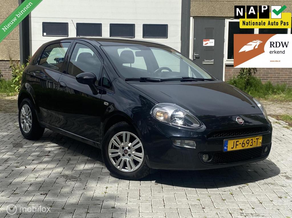Fiat Punto Evo 0.9 TwinAir Lounge AIRCO/APK NIEUW/ZUINIG, Voorwielaandrijving, Gebruikt, Euro 6, Origineel Nederlands