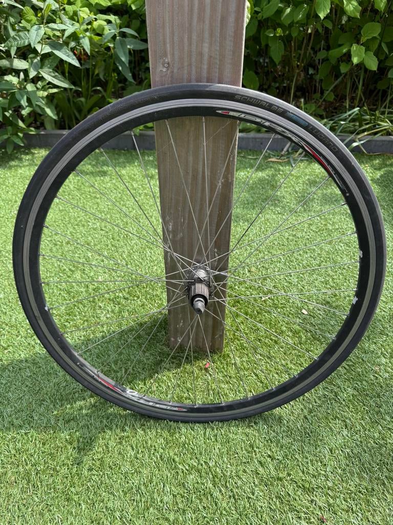 Voorwiel shimano R500 achterwiel ultegra, Fietsen en Brommers, Fietsonderdelen, Gebruikt, Aluminium, Racefiets, Ophalen