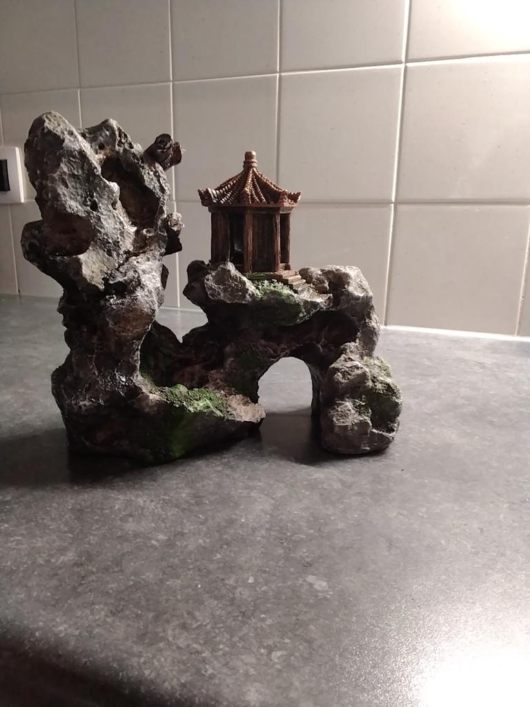 Aquarium ornament, Ophalen