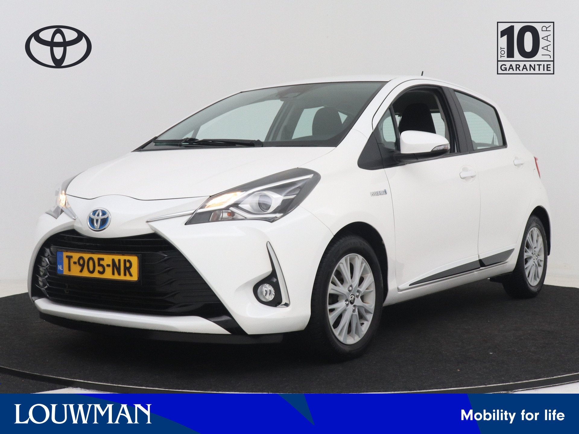 Toyota Yaris 1.5 Hybrid Active | Dealer onderhouden | Keyles, 4 cilinders, Wit, Bedrijf, Yaris