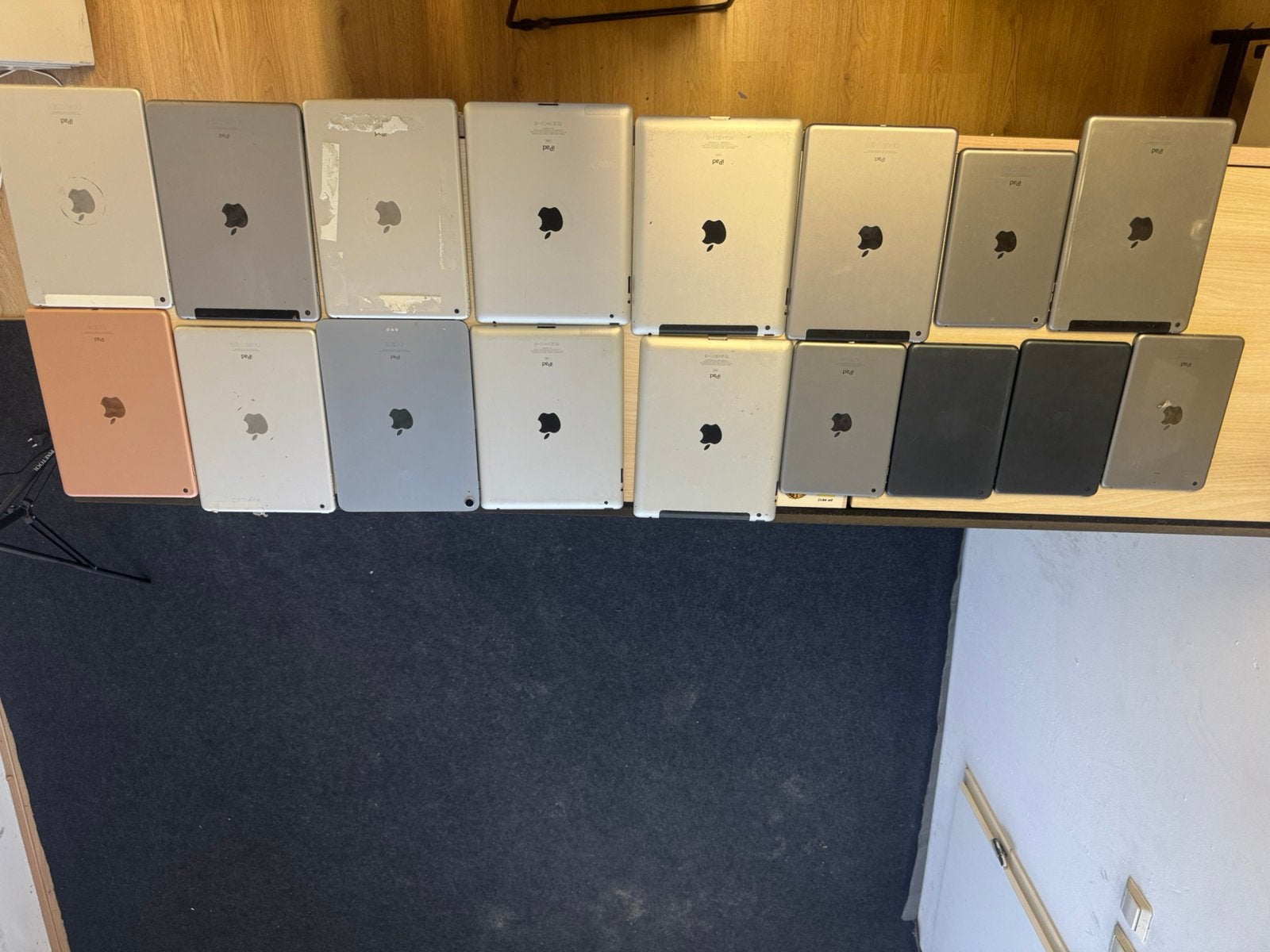 PARTIJ 17 IPADS (DEFECT OF ICLOUD), Ophalen, Zo goed als nieuw, 10 inch